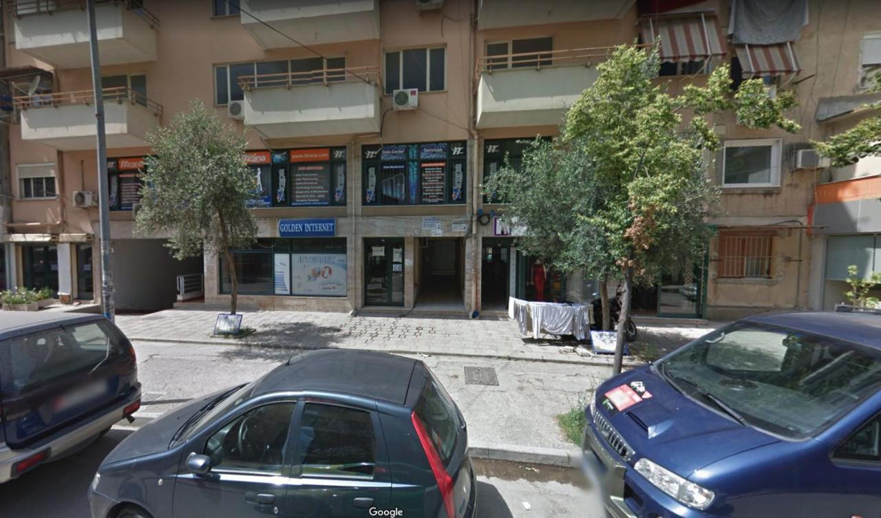 Home & Apartment In Tirana Exterior photo